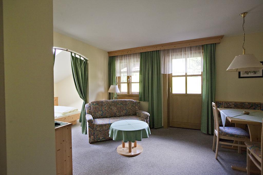 Familienparadies Wolfgangbauer Heiligenblut Buitenkant foto