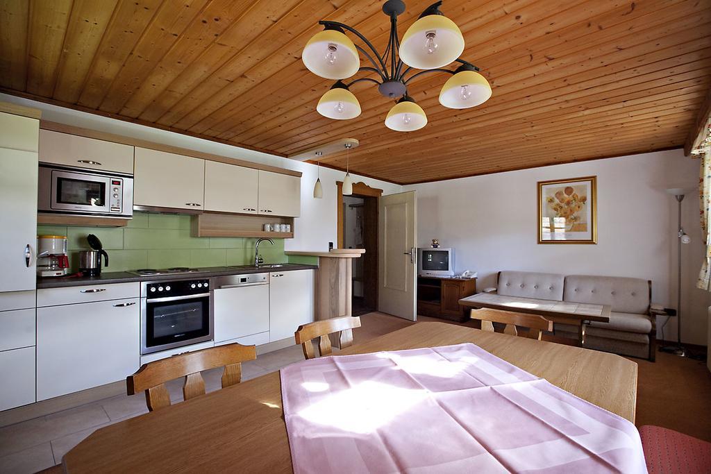 Familienparadies Wolfgangbauer Heiligenblut Buitenkant foto