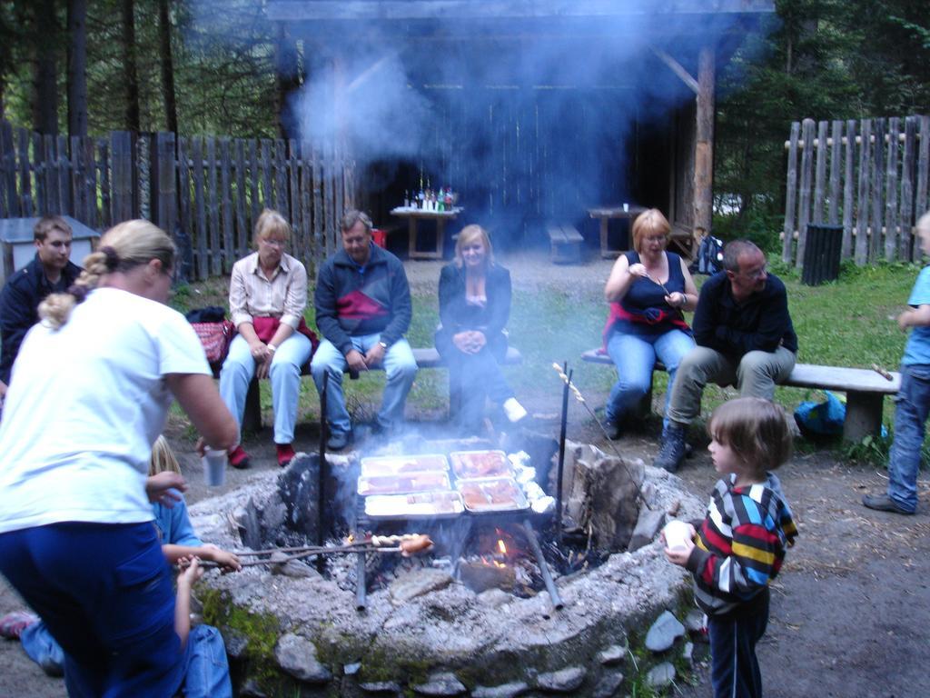 Familienparadies Wolfgangbauer Heiligenblut Buitenkant foto